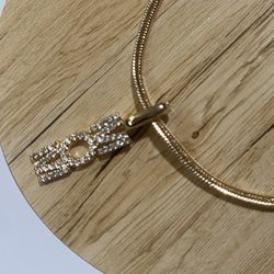Mom Pendant Necklace