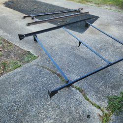 Metal bed frame