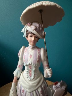 1988 Ms Albee Presidents Award Porcelain Figurine