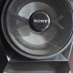 Esteio Working Very Well Bluetooth   160 Or Best Offer 