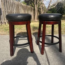Swivel Seat Barstools 