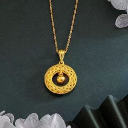 Hollow-in necklace