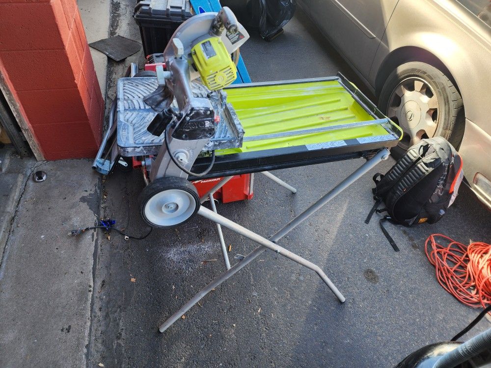 Ryobi Wet Tile Saw