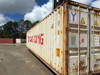 WIND & WATERTIGHT 20’ & 40’ SHIPPING CONTAINERS!