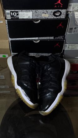 Air Jordan 11 Retro Low '72-10'