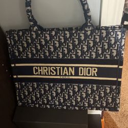 Christian Dior Tote Navy 