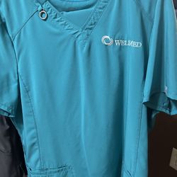 *Scrubs* Size large 