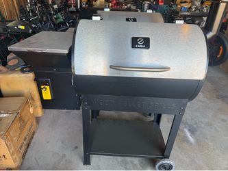 Z Grills Pellet grills 7002E