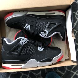 Jordan4 Breds