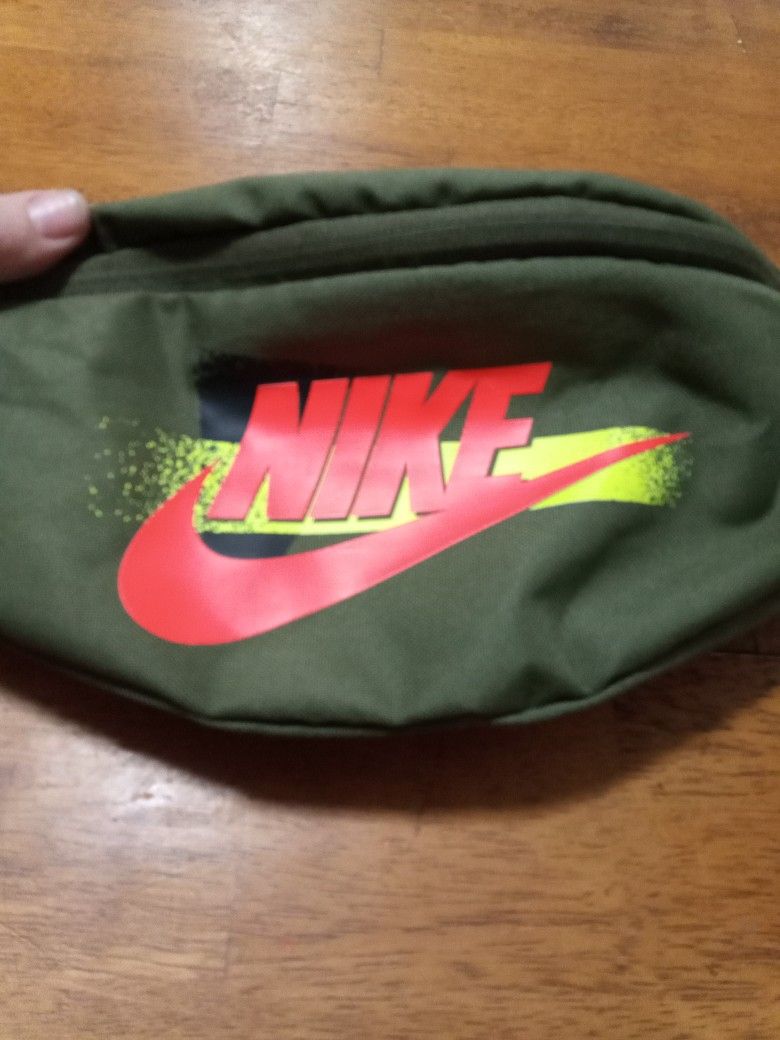 Nike Fanny Pack