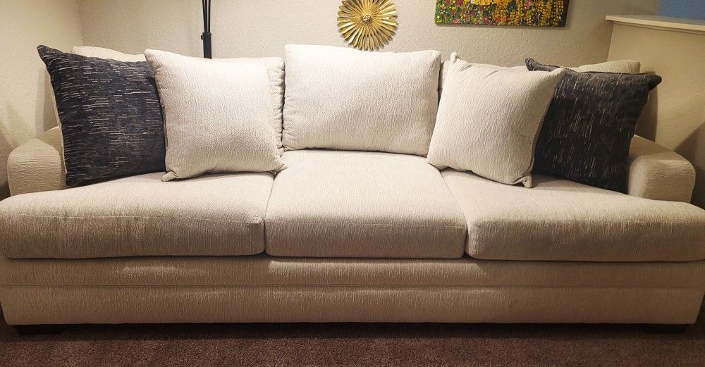 Pristine Queen Sofa Bed