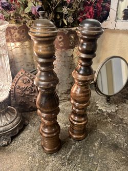 Tall, mid-century, modern MCM salt and pepper shakers $40 pick up in Canyon country/Santa Clarita cross posted MQ
