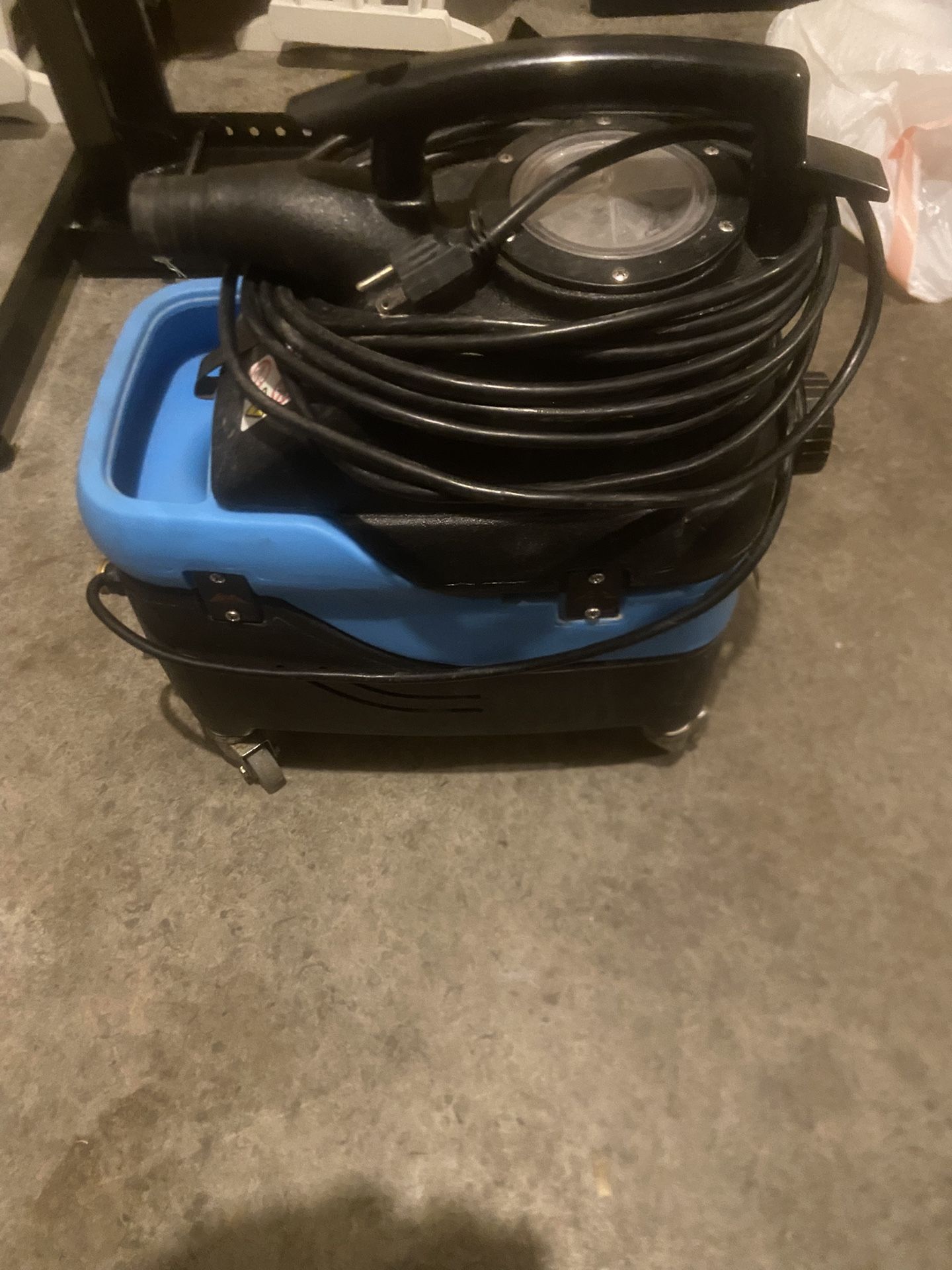 Mytee Carpet Extractor