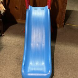 Dolu: Junior Slide – Plastic Slide for Indoor and Outdoor Use, 36 inches Long x 53 inches – For Children Ages 2+