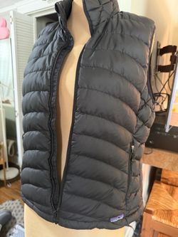 Patagonia woman large puffer vest