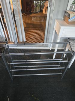 Shoe rack