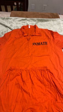 Inmate Halloween costume for men