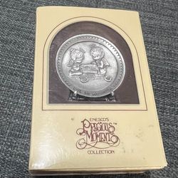 VTG Precious Moments "isn't He Wonderful" Pewter Mini Plate Angels With Manger