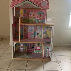 Kid Kraft 3 Story Doll House With Elevator And Balcony 
