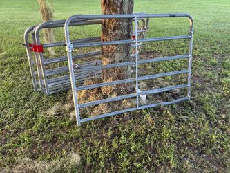 Heavy Duty Corral Panel Livestock Gates