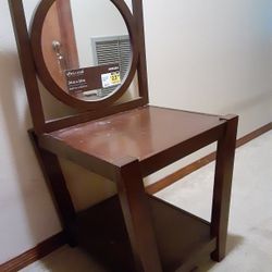 End / Side Table / Nightstand and BRAND NEW Allen + Roth 2-Way Hanging Mirror - Solid Wood Furniture

End Table 23.5 x 23 x 25 H