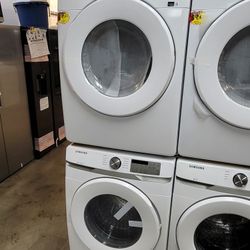 New Dented Samsung 4.5cu Ft Front Loading Washer And Stackable Electric 220volt Dryer Set 