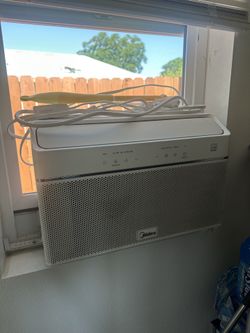 WALL AC UNIT