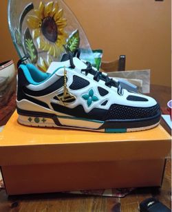 Louis Vuitton shoes size 11