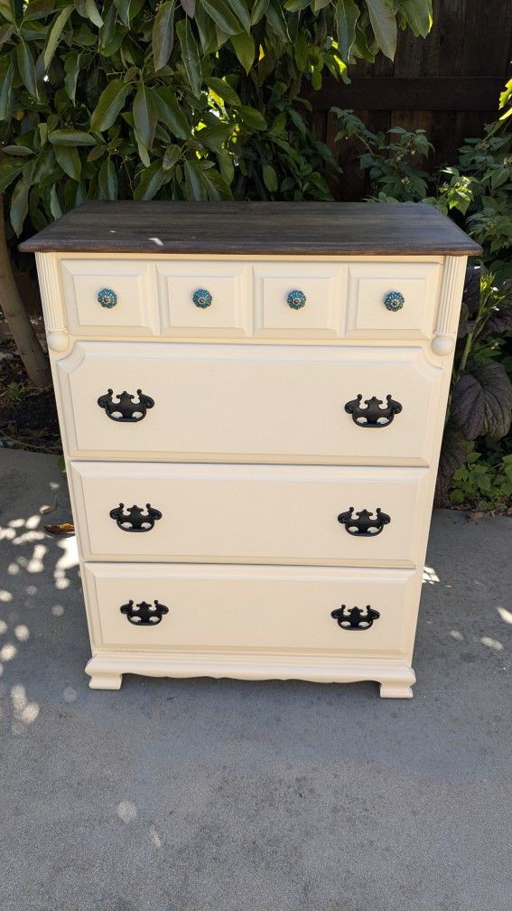 FOR SALE: Refurbished Solid Wood 4-Drawer Dresser – Cream with Dark Walnut Top (South Salinas)