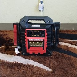 Car Battery Starter And Charger /Air Pump 