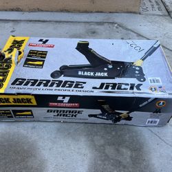 Black Jack commercial 4 ton hydraulic heavy duty low profile asking $200 
