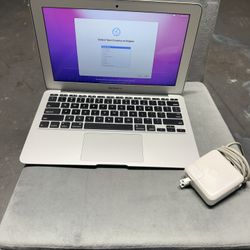 MacBook Air  (11-inch) 2015