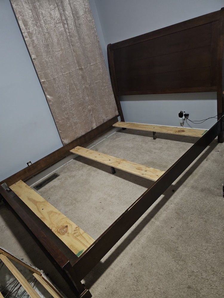 Queen Size Sleigh Bed Frame
(NO Mattress)... $200