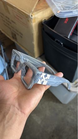 Off-White Mari  Sunglasses Marble Grey