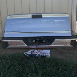 2021 2022 2024 2025 Chevy Silverado Chevrolet 2500 And 3500 HD rear Tailgate And Rear Bumper Single