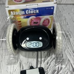 Alarm Clock  on Wheels NOISY ROLLS AWAY /Heavy Sleepers /TESTED  BLACK Open box