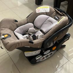 Chicco Keyfit 30 Infant Car Seat