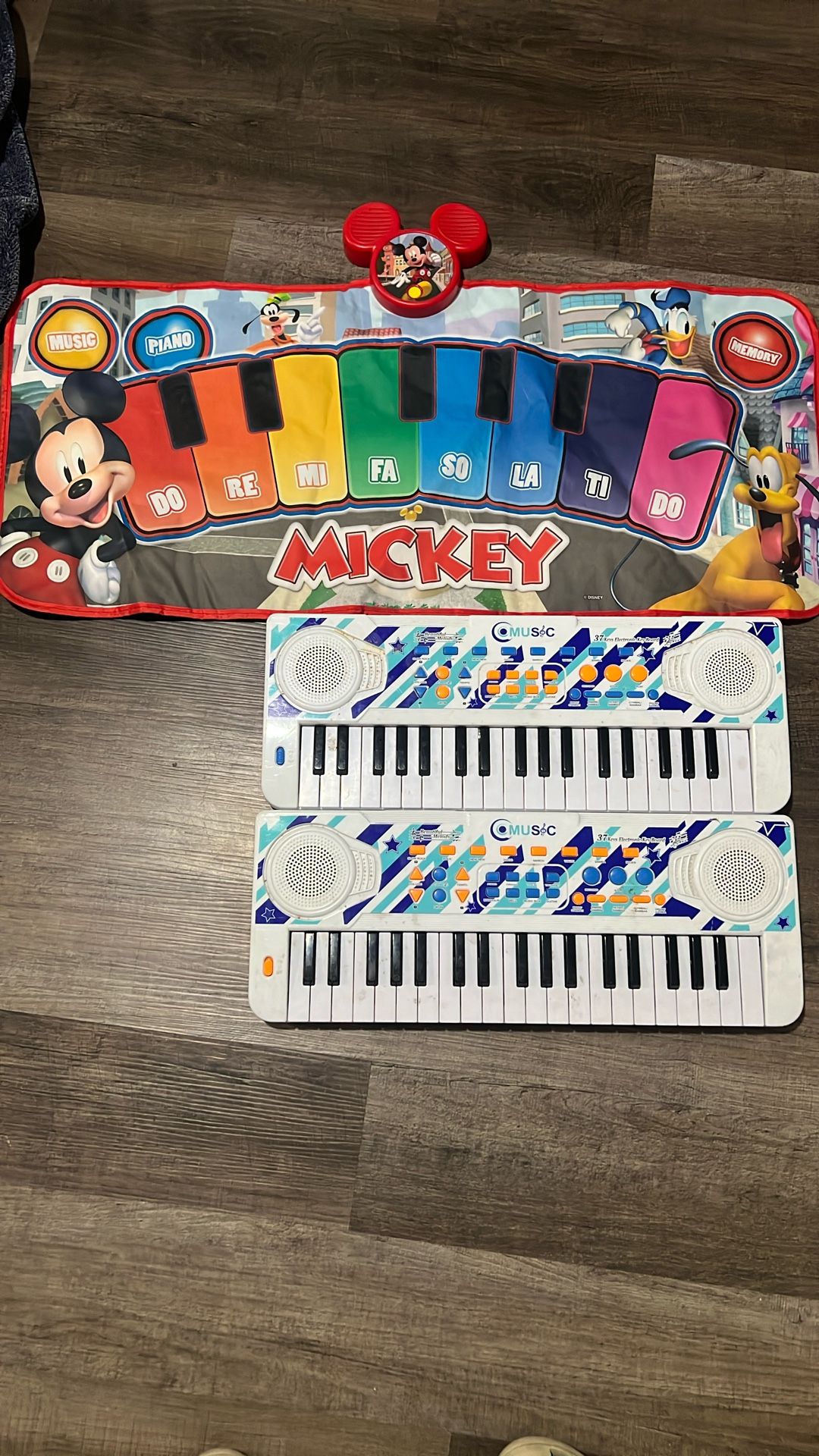 Toy Pianos
