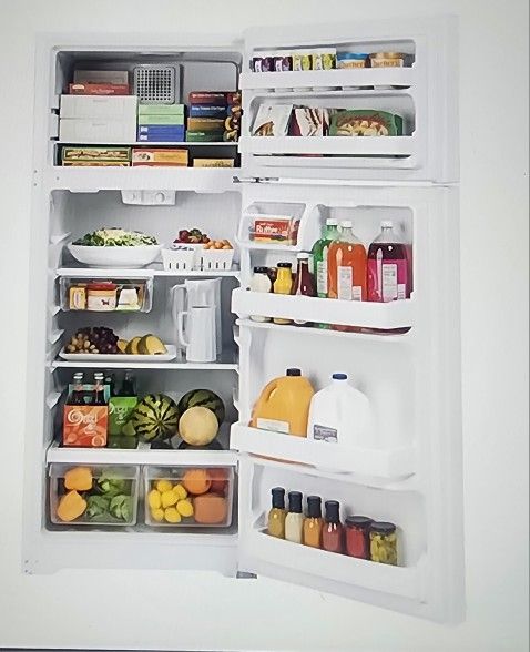 GE17.5 Cu-Ft White Refrigerator.  BRAND NEW IN BOX