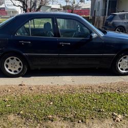 1994 Mercedes-Benz Excellent Condition Runs Good