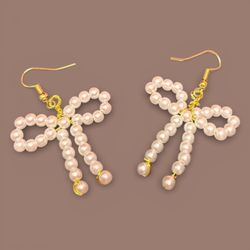 Three piece pearl jewelry set