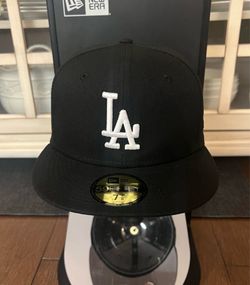 Los Angeles Dodgers New Era Black Fitted Hat