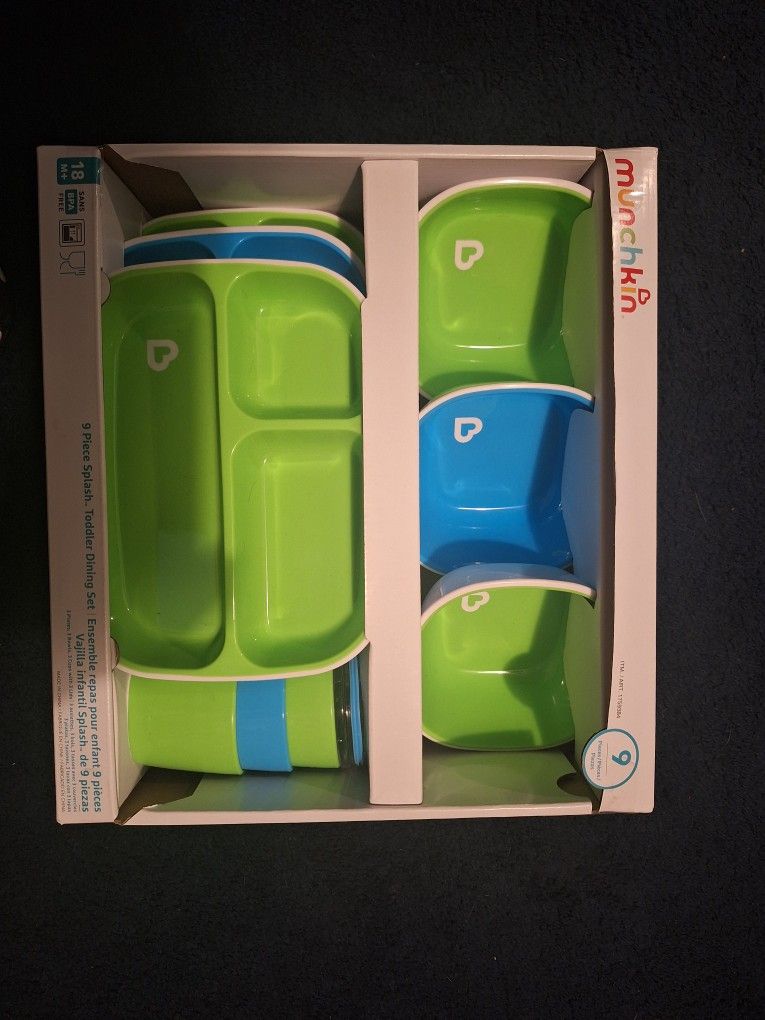 Munchkin Dining Set