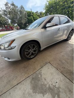 2014 Nissan Maxima