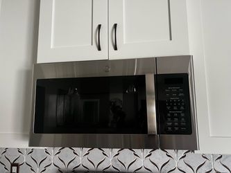 Microwave Oven
