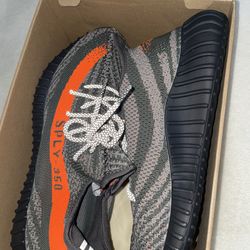 Yeezy 350 Brand New