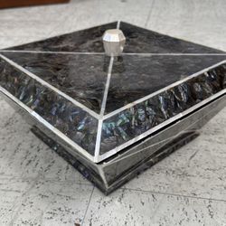 Maitland Smith Mother Of Pearl  Box Vintage Mid Century Modern  MCM