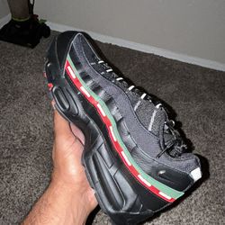 Nike Air Max 95 Undefeated Size 12.5 $2oo DS