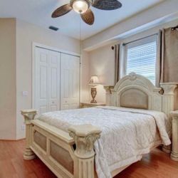 Michael Amini Bedroom Set (price Include Deliver ) 