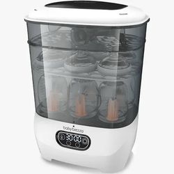 Baby Brezza bottle sterilizer and dryer